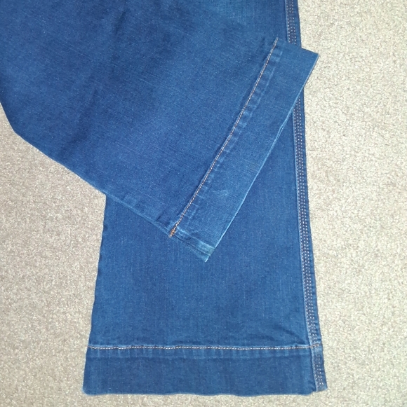 Jordache Blue Denim Jeans - Picture 4 of 10